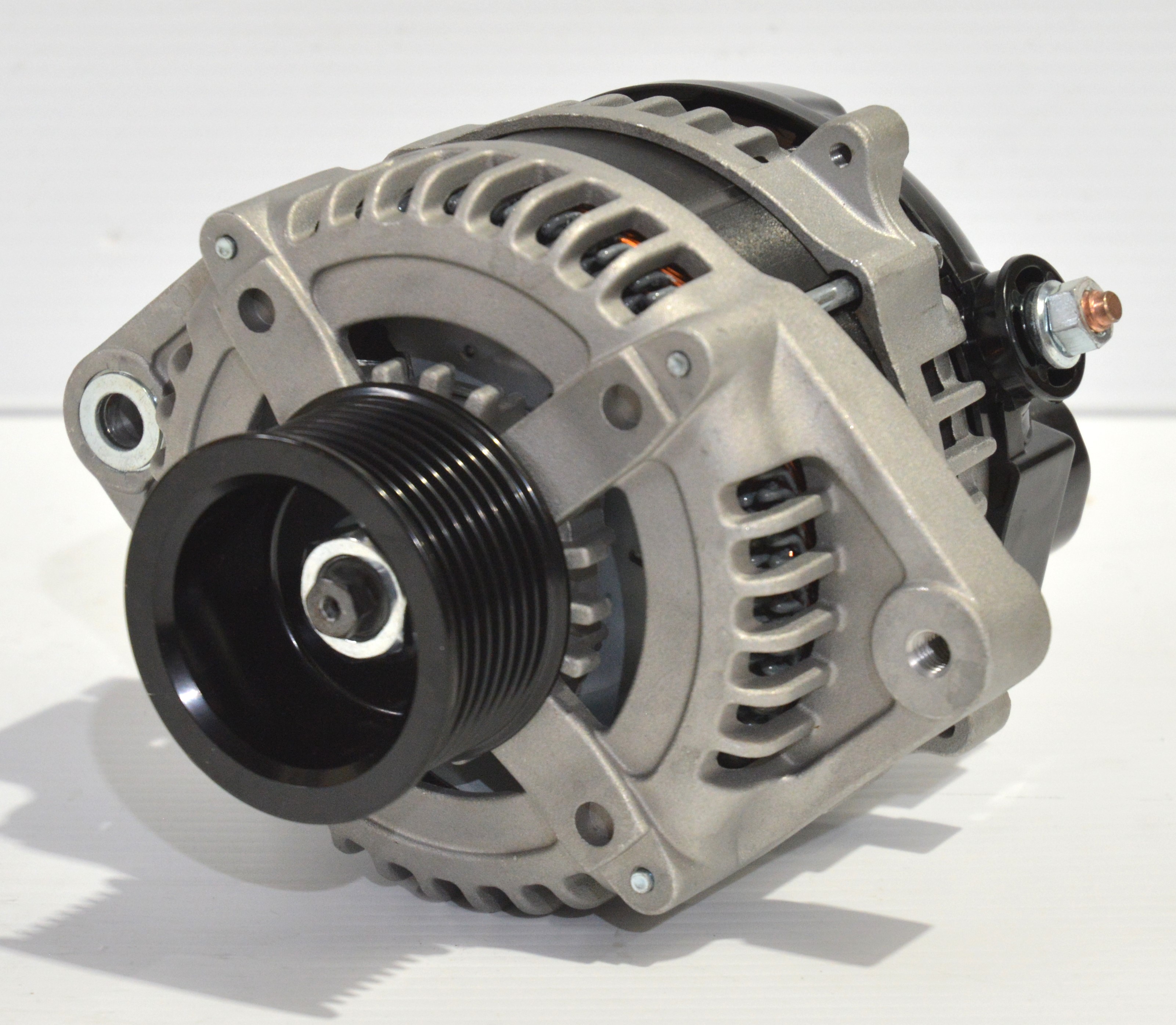 Alternator 150amp suits John Deere tractor. 8pk pulley. Mounting holes c/c 168mm. Body diameter 133mm. Body length 127mm. OEM No. 021080-0140