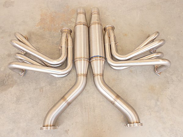 CASTLE HEADERS Custom built Headers for a Big Block Chev in a Speed Boat. Headers are made from quality Stainless Steel all bends are Mandrel bent and Tig welded together.