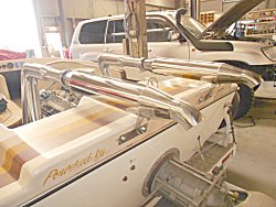 The 5in O.D. Mufflers were built with quality Polished Stainless Steel. All pipes are Mandrel bent and Tig welded for Reliability and Performance.
